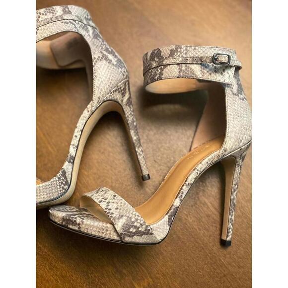 Ellen by Halston  - Size 8.5M - Picture 9 of 13